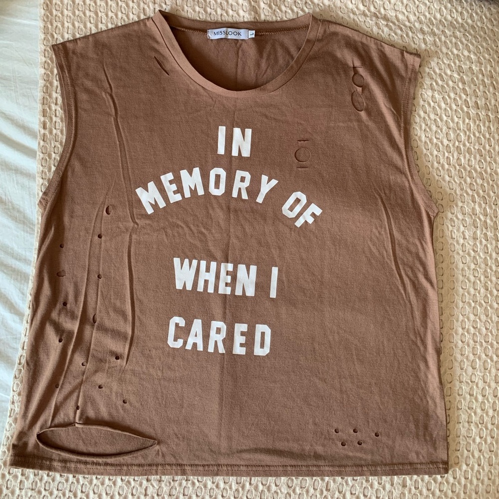 Miss Look L Graphic Distressed Muscle Tank